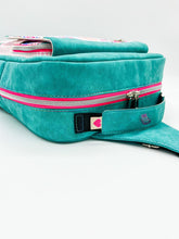 Load image into Gallery viewer, Duncan Messenger Sling - PDF Sewing Pattern