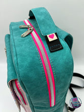 Load image into Gallery viewer, Duncan Messenger Sling - PDF Sewing Pattern