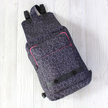 Load image into Gallery viewer, Duncan Messenger Sling - PDF Sewing Pattern