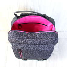 Load image into Gallery viewer, Duncan Messenger Sling - PDF Sewing Pattern