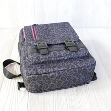 Load image into Gallery viewer, Duncan Messenger Sling - PDF Sewing Pattern