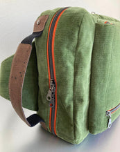 Load image into Gallery viewer, Duncan Messenger Sling - PDF Sewing Pattern