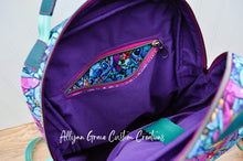Load image into Gallery viewer, Duncan Messenger Sling - PDF Sewing Pattern