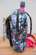 Load image into Gallery viewer, Duncan Messenger Sling - PDF Sewing Pattern
