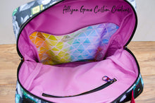 Load image into Gallery viewer, Duncan Messenger Sling - PDF Sewing Pattern