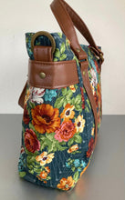 Load image into Gallery viewer, Mr. Heckles Handbag - PDF Sewing Pattern