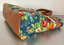 Load image into Gallery viewer, Mr. Heckles Handbag - PDF Sewing Pattern