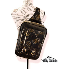 Load image into Gallery viewer, Duncan Messenger Sling - PDF Sewing Pattern