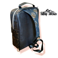 Load image into Gallery viewer, Duncan Messenger Sling - PDF Sewing Pattern