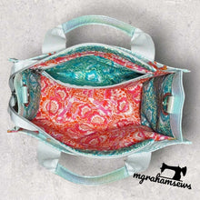 Load image into Gallery viewer, Transponster Tote - PDF Sewing Pattern