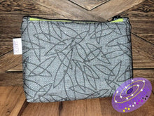 Load image into Gallery viewer, Midnight Kiss Pouch - PDF Sewing Pattern