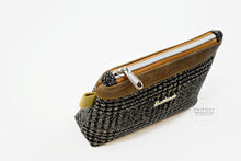 Load image into Gallery viewer, Midnight Kiss Pouch - PDF Sewing Pattern