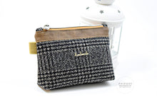 Load image into Gallery viewer, Midnight Kiss Pouch - PDF Sewing Pattern