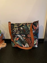 Load image into Gallery viewer, Gunther Hobo Bag - PDF Sewing Pattern
