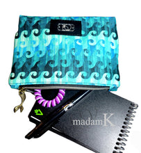 Load image into Gallery viewer, Midnight Kiss Pouch - PDF Sewing Pattern