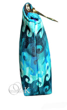 Load image into Gallery viewer, Midnight Kiss Pouch - PDF Sewing Pattern