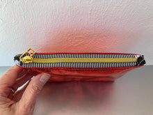 Load image into Gallery viewer, Midnight Kiss Pouch - PDF Sewing Pattern