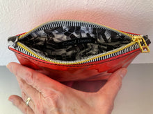 Load image into Gallery viewer, Midnight Kiss Pouch - PDF Sewing Pattern