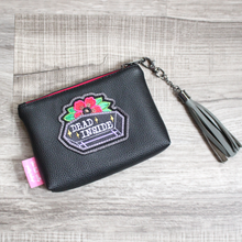 Load image into Gallery viewer, Midnight Kiss Pouch - PDF Sewing Pattern