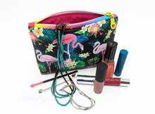 Load image into Gallery viewer, Midnight Kiss Pouch - PDF Sewing Pattern