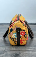Load image into Gallery viewer, Marcel Barrel Bag - PDF Sewing Pattern