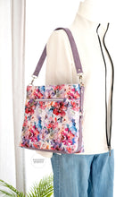 Load image into Gallery viewer, Harmonica Hobo Bag - PDF Sewing Pattern