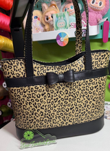 Load image into Gallery viewer, Rachel Handbag and Tote - PDF Sewing Pattern