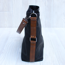 Load image into Gallery viewer, Harmonica Hobo Bag - PDF Sewing Pattern