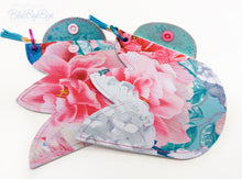 Load image into Gallery viewer, Give Your Flower Tulip Pouch - PDF Sewing Pattern